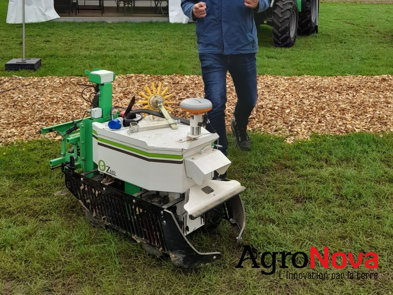 Naïo Robot Oz MARAICHAGE - Agricultural machinery: picture 1 Naïo Robot Oz MARAICHAGE - Agricultural machinery: picture 1