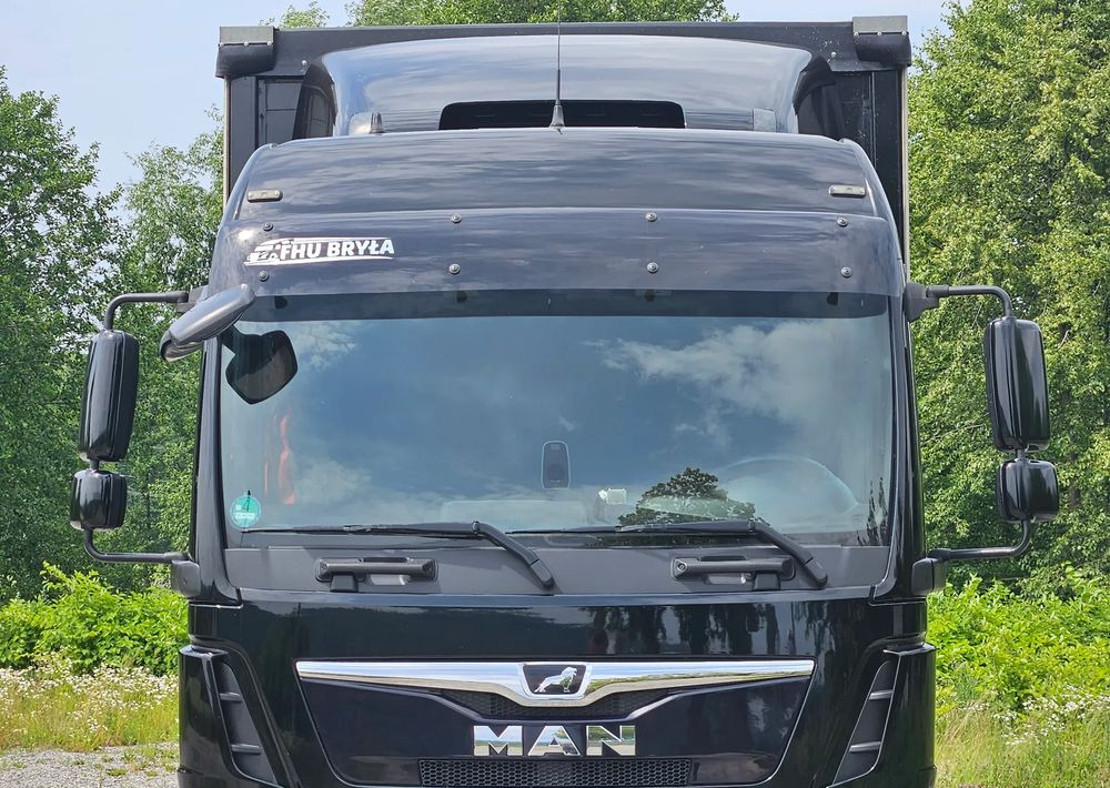 MAN TGM 15.290 / FIRANKA / 2019R / SPROWADZONY/ 7500 ŁADOWNOŚĆ / 18 PALET / E6 / JAK NOWY / WINDA / - Curtainsider truck: picture 5 MAN TGM 15.290 / FIRANKA / 2019R / SPROWADZONY/ 7500 ŁADOWNOŚĆ / 18 PALET / E6 / JAK NOWY / WINDA / - Curtainsider truck: picture 5