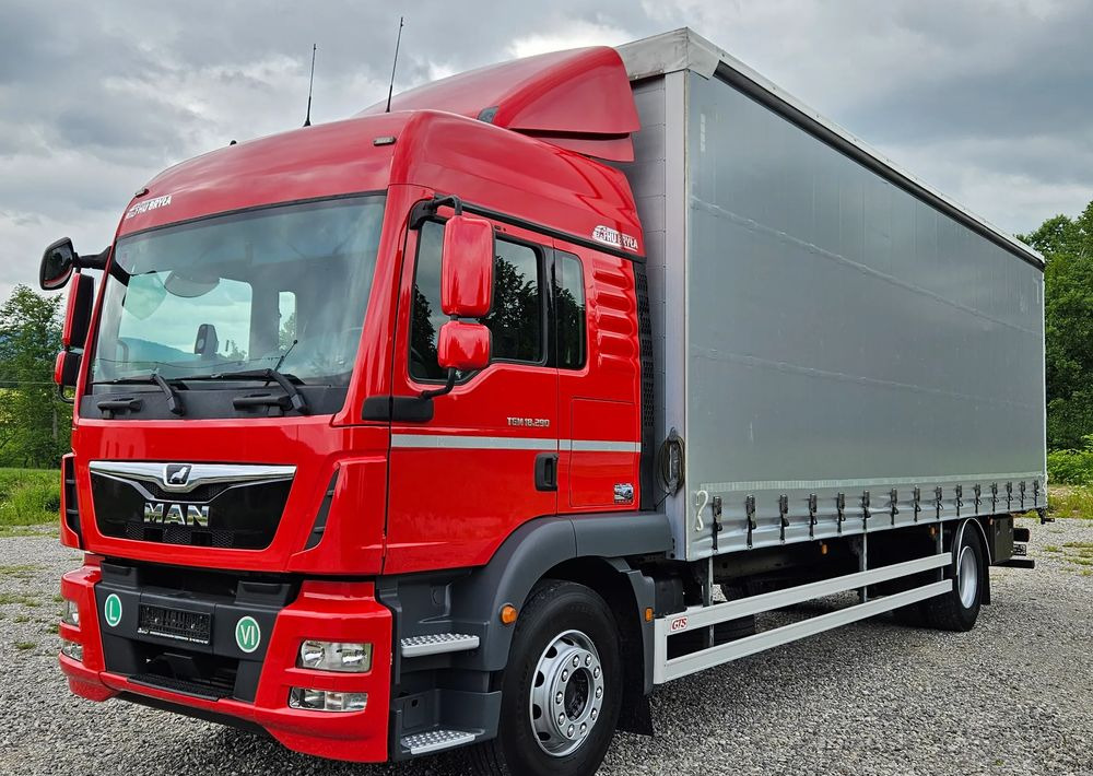 MAN TGM 18.290/15.290/E6/21PALET/9400 ŁADOWNOŚĆ/SERWISOWANY/NISKI PRZEBIEG/WINDA/FIRANKA/SPROWADZONY/2019/NISKI PRZEBIEG/PIERWSZY WŁAŚCICIEL/ - Curtainsider truck: picture 2 MAN TGM 18.290/15.290/E6/21PALET/9400 ŁADOWNOŚĆ/SERWISOWANY/NISKI PRZEBIEG/WINDA/FIRANKA/SPROWADZONY/2019/NISKI PRZEBIEG/PIERWSZY WŁAŚCICIEL/ - Curtainsider truck: picture 2