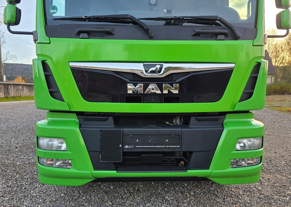 Refrigerator truck MAN TGM 18.320 / 18.290 / 15.290 / IZOTERMA / WINDA / 19PALET / E6 / 08.2018 / LIFT / SPROWADZONY / AUTOMAT / SYPIALKA / PIERWSZY WŁAŚCICIEL / BOCZNE DRZWI / STAN BARDZO DOBRY: picture 11 Refrigerator truck MAN TGM 18.320 / 18.290 / 15.290 / IZOTERMA / WINDA / 19PALET / E6 / 08.2018 / LIFT / SPROWADZONY / AUTOMAT / SYPIALKA / PIERWSZY WŁAŚCICIEL / BOCZNE DRZWI / STAN BARDZO DOBRY: picture 11