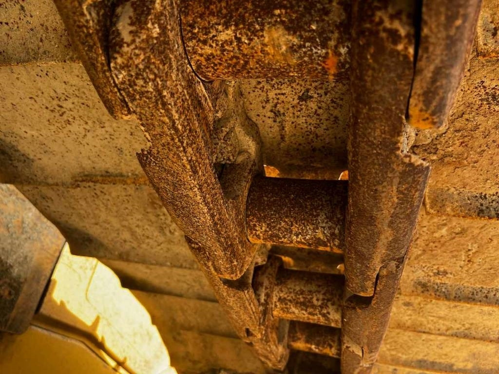 Bulldozer CAT D 6 T LGP: picture 6