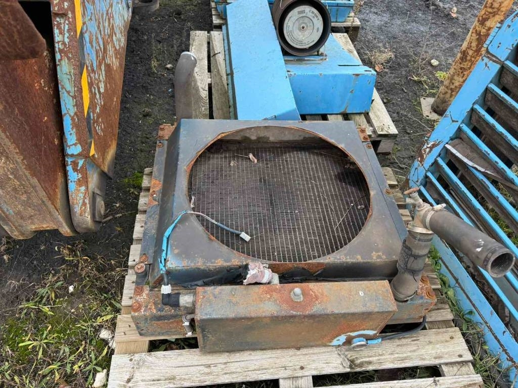 Fuchs Terex 340 ENGINE FAILURE - Waste/ Industry handler: picture 3 Fuchs Terex 340 ENGINE FAILURE - Waste/ Industry handler: picture 3