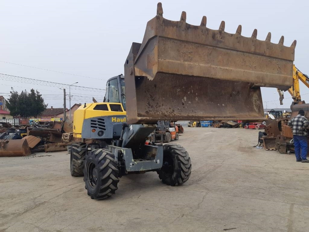Haulotte 970 - Telescopic wheel loader: picture 5 Haulotte 970 - Telescopic wheel loader: picture 5