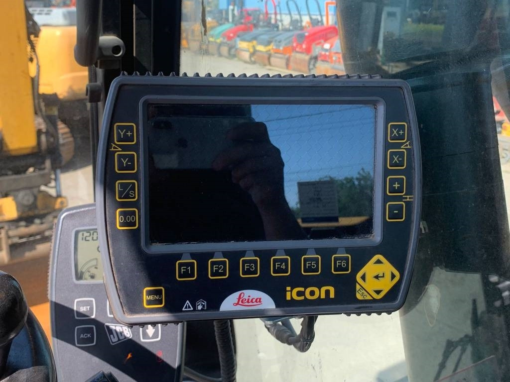 Leasing of JCB JS 145 W+Engcon Rototilt+Sistem Laser 2D Leica Ico  JCB JS 145 W+Engcon Rototilt+Sistem Laser 2D Leica Ico: picture 18 Leasing of JCB JS 145 W+Engcon Rototilt+Sistem Laser 2D Leica Ico  JCB JS 145 W+Engcon Rototilt+Sistem Laser 2D Leica Ico: picture 18