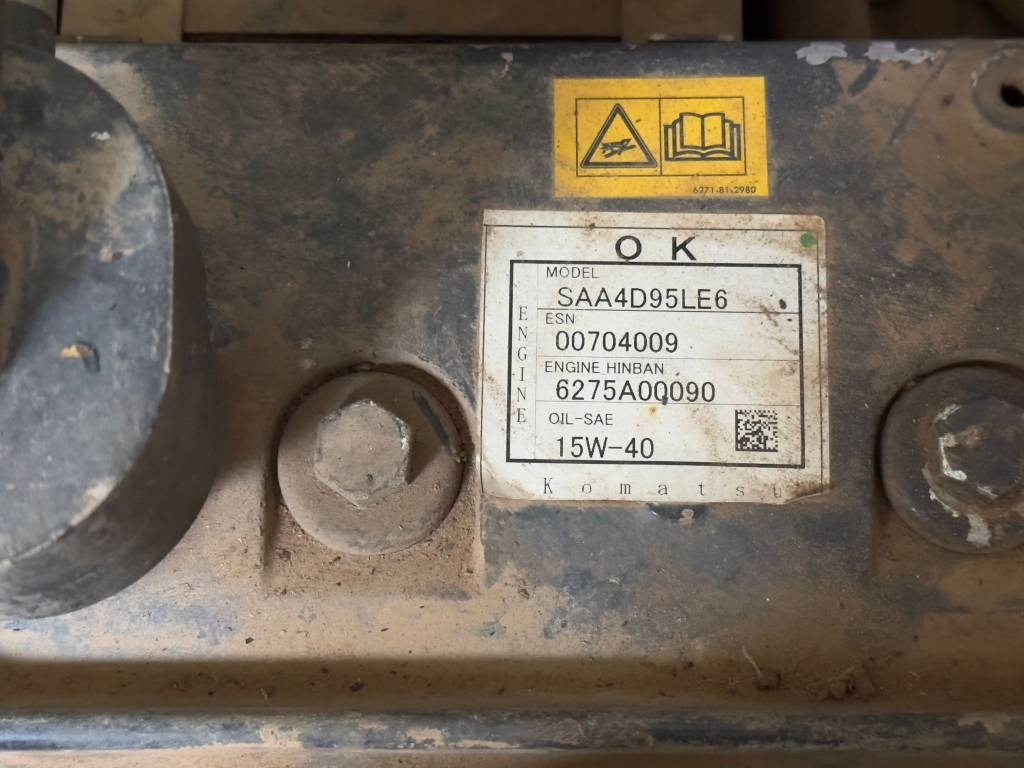 Komatsu SAA4D95LE6 ENGINE - Engine for Construction machinery: picture 4 Komatsu SAA4D95LE6 ENGINE - Engine for Construction machinery: picture 4