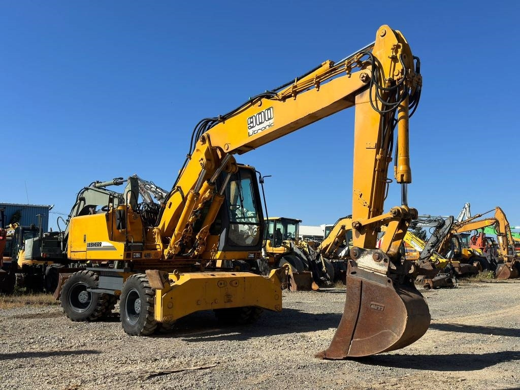 Liebherr A 900 B - Wheel excavator: picture 2 Liebherr A 900 B - Wheel excavator: picture 2