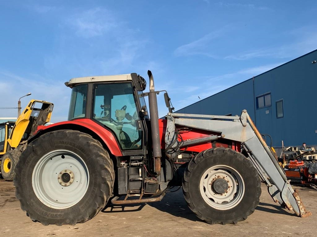 Massey Ferguson MF7485 - Farm tractor: picture 5 Massey Ferguson MF7485 - Farm tractor: picture 5