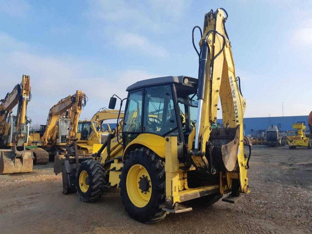 New Holland B 100 B - Backhoe loader: picture 3 New Holland B 100 B - Backhoe loader: picture 3