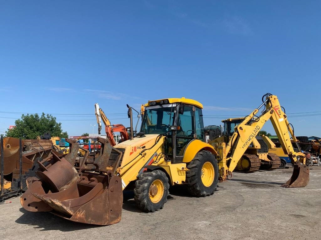 New Holland LB 110-4 PT - Backhoe loader: picture 1 New Holland LB 110-4 PT - Backhoe loader: picture 1