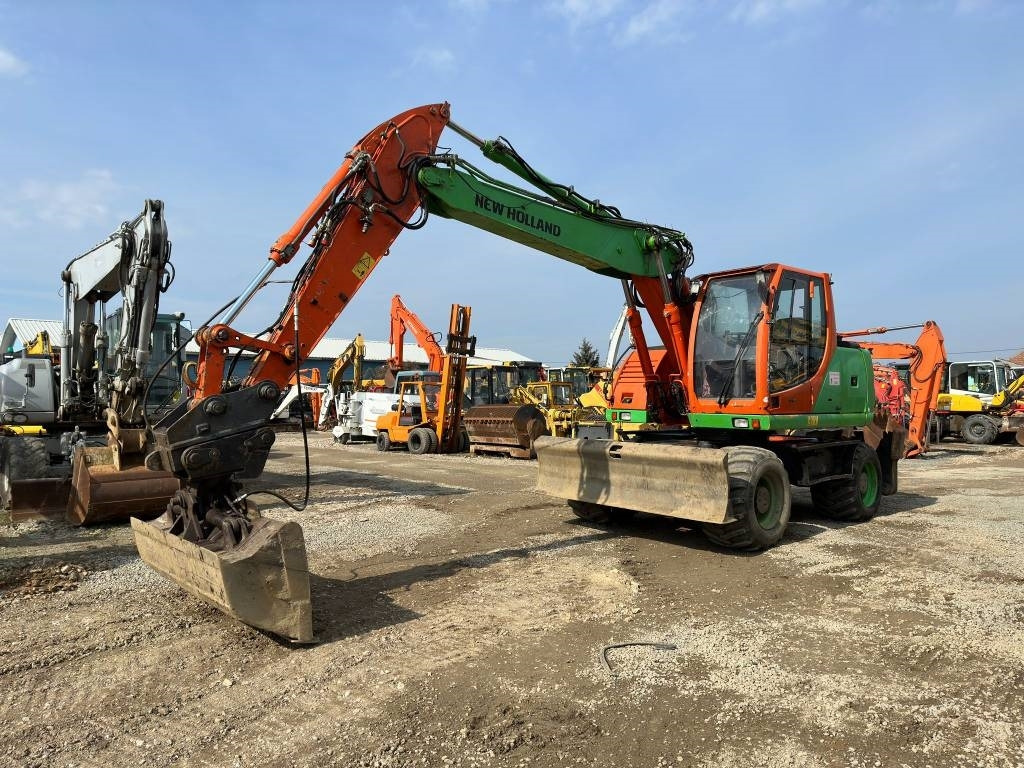 New Holland MH Plus - Wheel excavator: picture 1 New Holland MH Plus - Wheel excavator: picture 1