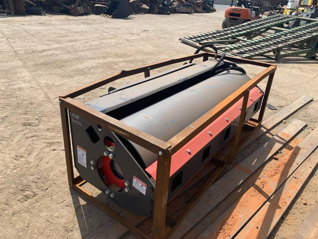 Raytree RMVR76 Vibratory Roller  - Roller: picture 1 Raytree RMVR76 Vibratory Roller  - Roller: picture 1