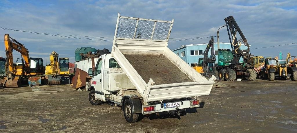 Renault Master 120 - Tipper: picture 5 Renault Master 120 - Tipper: picture 5