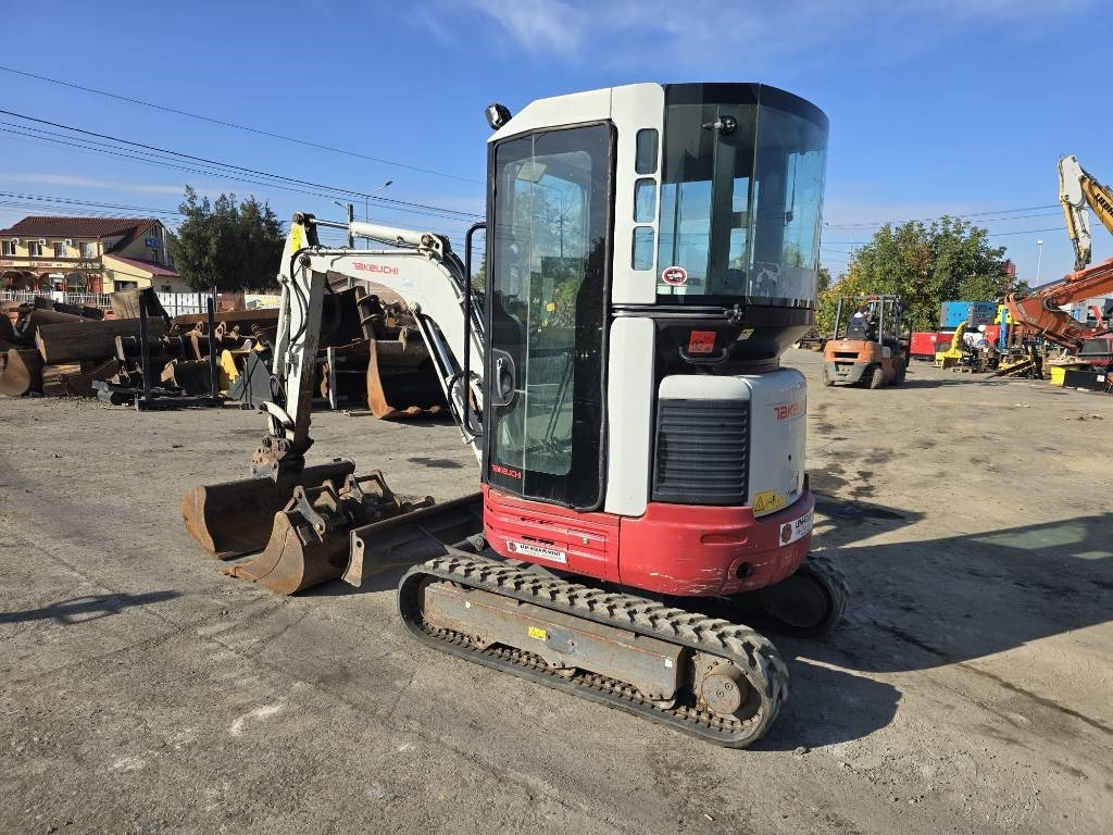 Takeuchi TB 23 R - Mini excavator: picture 2 Takeuchi TB 23 R - Mini excavator: picture 2