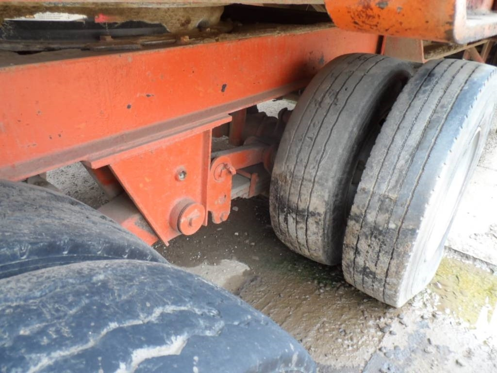 UMM RJ 40 - Low loader semi-trailer: picture 4 UMM RJ 40 - Low loader semi-trailer: picture 4