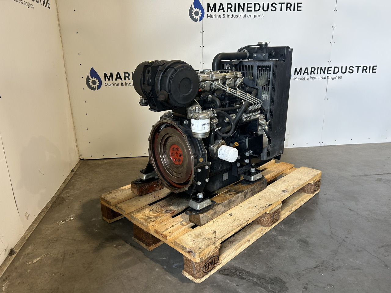 Perkins 404D-22 GN - Engine for Construction machinery: picture 2 Perkins 404D-22 GN - Engine for Construction machinery: picture 2