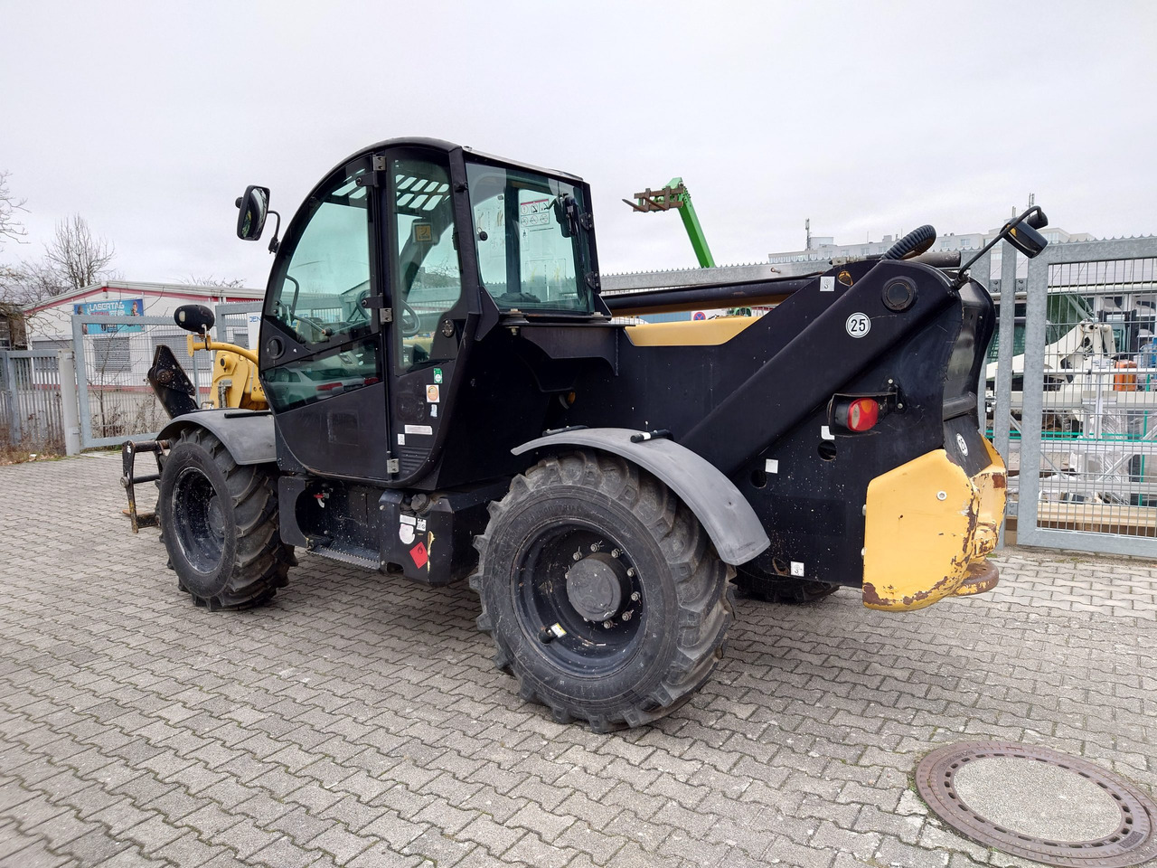 Haulotte HTL 3614 - Telescopic handler: picture 3 Haulotte HTL 3614 - Telescopic handler: picture 3