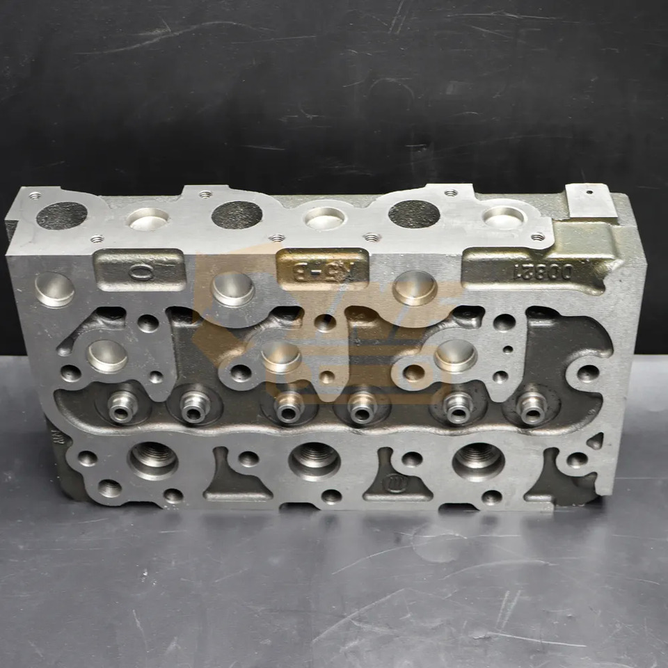 Construction Machinery Parts D1102 Engine Cylinder Head For Doosan Excavator Parts - Cylinder head: picture 5 Construction Machinery Parts D1102 Engine Cylinder Head For Doosan Excavator Parts - Cylinder head: picture 5