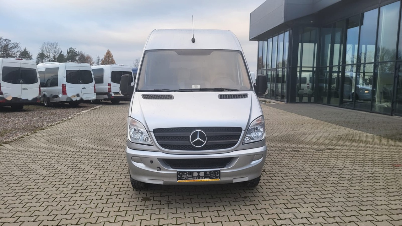 Mercedes-Benz Sprinter 516 CDI - 24 miejsca + 3 stojące - Coach: picture 2 Mercedes-Benz Sprinter 516 CDI - 24 miejsca + 3 stojące - Coach: picture 2