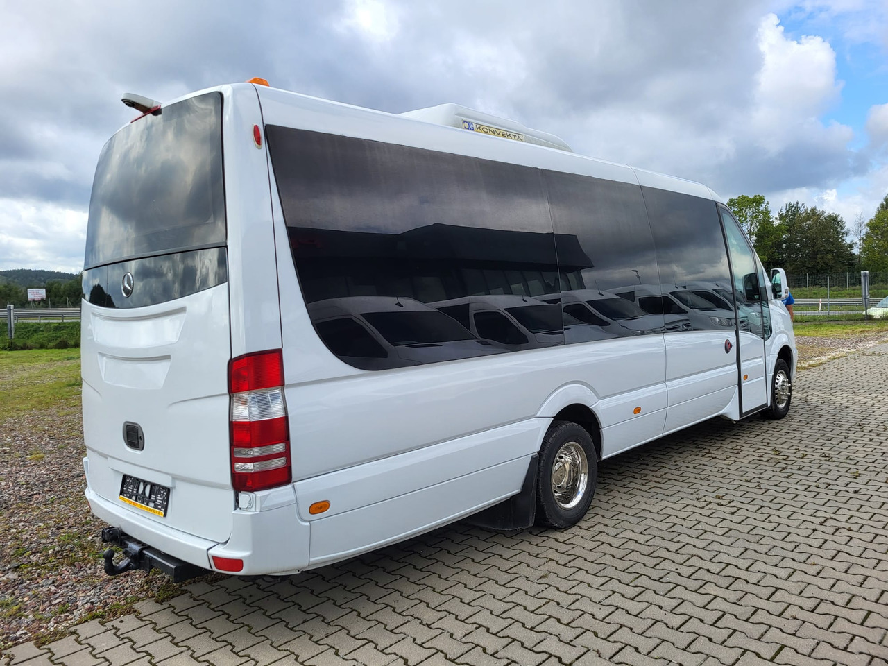 Mercedes-Benz Sprinter 519 CDI 24 seats - Coach: picture 4 Mercedes-Benz Sprinter 519 CDI 24 seats - Coach: picture 4