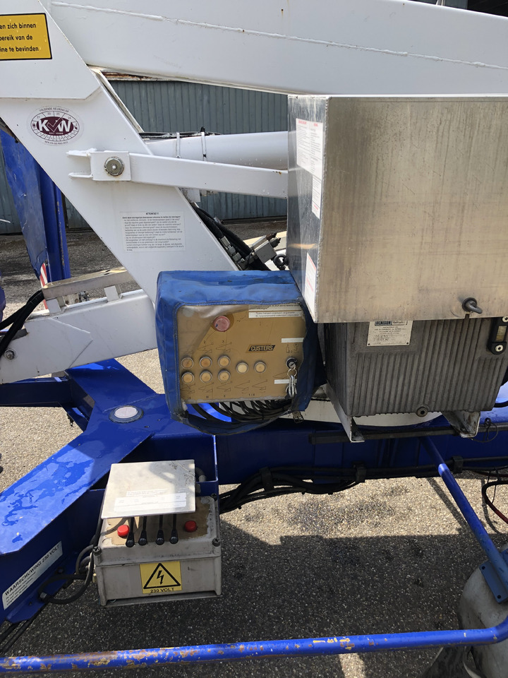 Custer R17EHS 2002 230V trailer mounted platform R17 - Trailer mounted boom lift: picture 5 Custer R17EHS 2002 230V trailer mounted platform R17 - Trailer mounted boom lift: picture 5