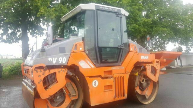 Hamm DV90 VO mit Streuer Klima Deutsche Maschine - Road roller: picture 1 Hamm DV90 VO mit Streuer Klima Deutsche Maschine - Road roller: picture 1