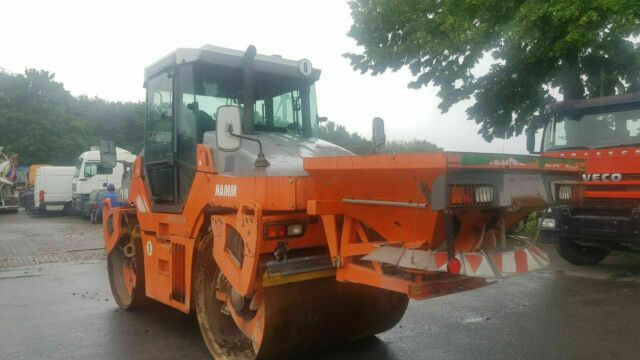 Hamm DV90 VO mit Streuer Klima Deutsche Maschine - Road roller: picture 2 Hamm DV90 VO mit Streuer Klima Deutsche Maschine - Road roller: picture 2