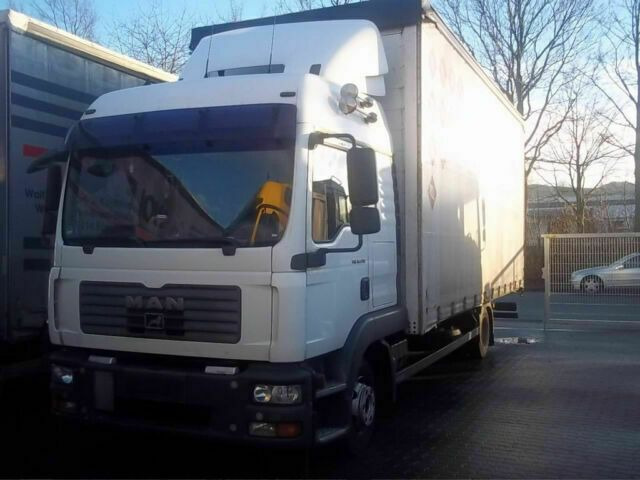 MAN 8.240TGL Euro:4 G.Haus/Hochdach Klima Stand - Curtainsider truck: picture 1 MAN 8.240TGL Euro:4 G.Haus/Hochdach Klima Stand - Curtainsider truck: picture 1