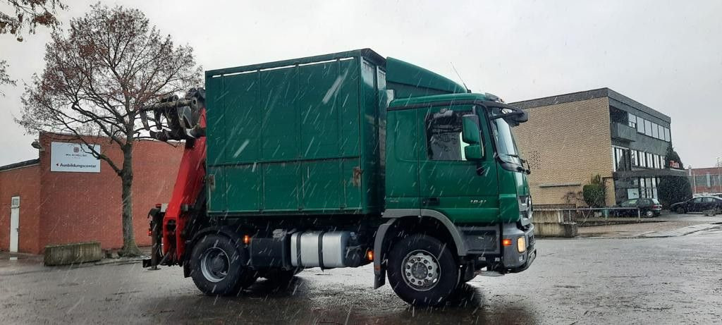 Mercedes-Benz 1841K 4x2 Actros Kipper mit Kran+Greifer - Tipper, Crane truck: picture 3 Mercedes-Benz 1841K 4x2 Actros Kipper mit Kran+Greifer - Tipper, Crane truck: picture 3