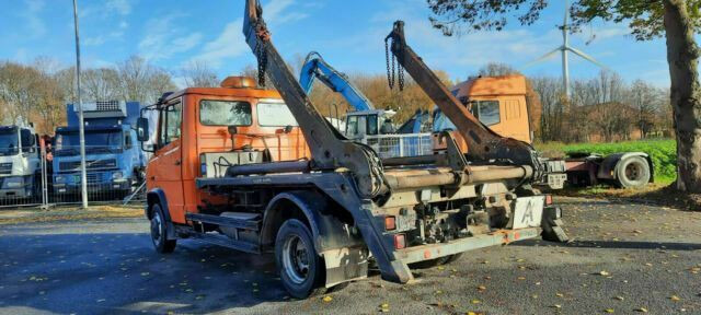 Mercedes-Benz 818D Absetzkipper/Meiller Euro:4 1-Hand - Skip loader truck: picture 3 Mercedes-Benz 818D Absetzkipper/Meiller Euro:4 1-Hand - Skip loader truck: picture 3