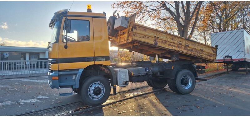 Mercedes-Benz Axor 1840 - Tipper: picture 1 Mercedes-Benz Axor 1840 - Tipper: picture 1