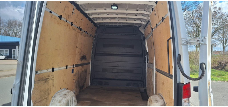 Mercedes-Benz Sprinter II Kasten 216CDI Lang/Hoch - Small van: picture 5 Mercedes-Benz Sprinter II Kasten 216CDI Lang/Hoch - Small van: picture 5