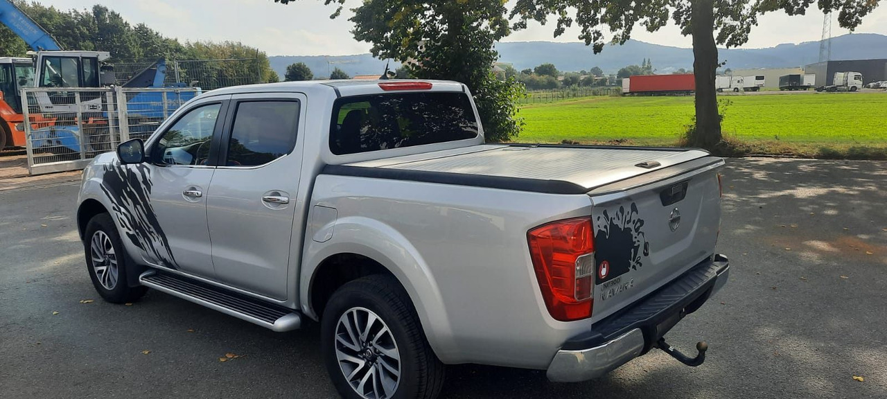 Nissan Navara NP300 N-Connecta Double Cab 4x4 - SUV: picture 3 Nissan Navara NP300 N-Connecta Double Cab 4x4 - SUV: picture 3