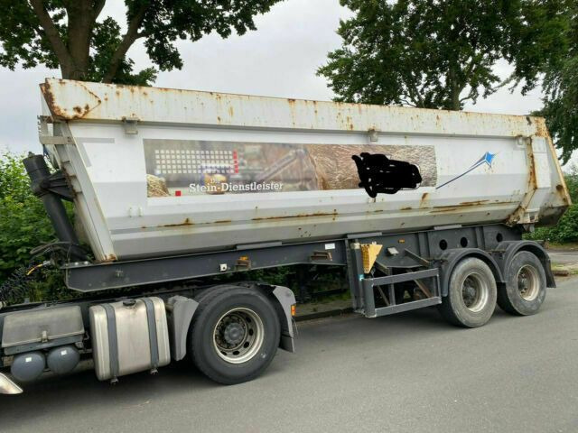 Reisch RHKS32/18 24 Kubik - Tipper semi-trailer: picture 3 Reisch RHKS32/18 24 Kubik - Tipper semi-trailer: picture 3