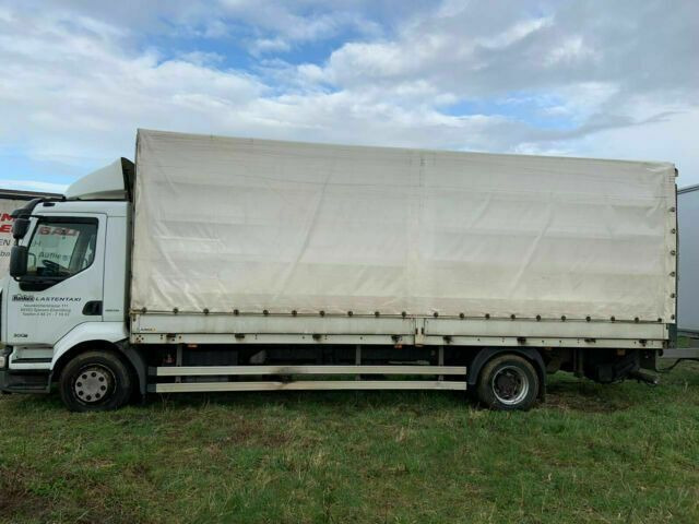 Renault 44A - Curtainsider truck: picture 4 Renault 44A - Curtainsider truck: picture 4