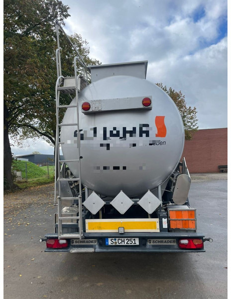 Schrader Chemie 7-Kammer - Tank semi-trailer: picture 3 Schrader Chemie 7-Kammer - Tank semi-trailer: picture 3
