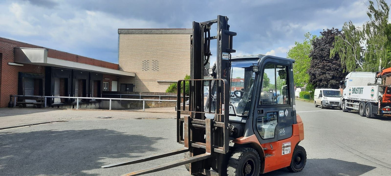 Toyota 42-7FGF20 - LPG forklift: picture 4 Toyota 42-7FGF20 - LPG forklift: picture 4