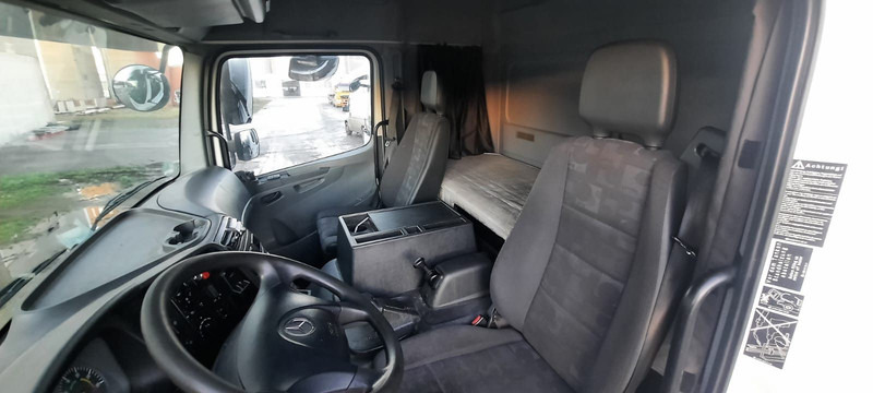 Mercedes-Benz 1824 LS G.Haus/Hochdach Klima - Tractor unit: picture 4 Mercedes-Benz 1824 LS G.Haus/Hochdach Klima - Tractor unit: picture 4