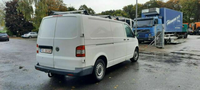 Volkswagen Transporter TDI Kastenwagen Lang - Small van: picture 4 Volkswagen Transporter TDI Kastenwagen Lang - Small van: picture 4