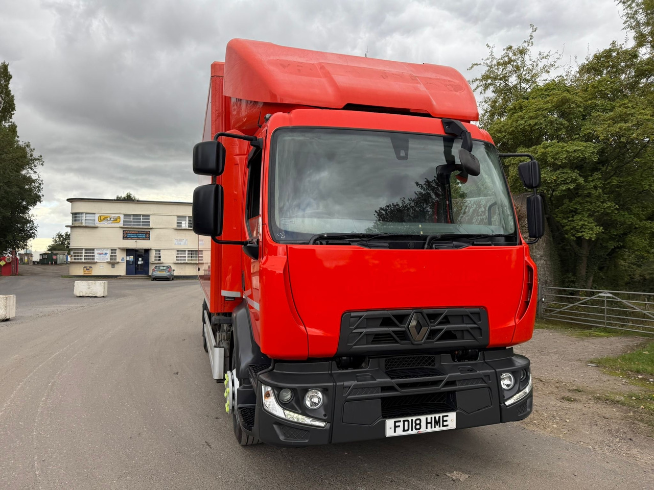 2018 Renault D Refrigerated Truck - Refrigerator truck: picture 2 2018 Renault D Refrigerated Truck - Refrigerator truck: picture 2