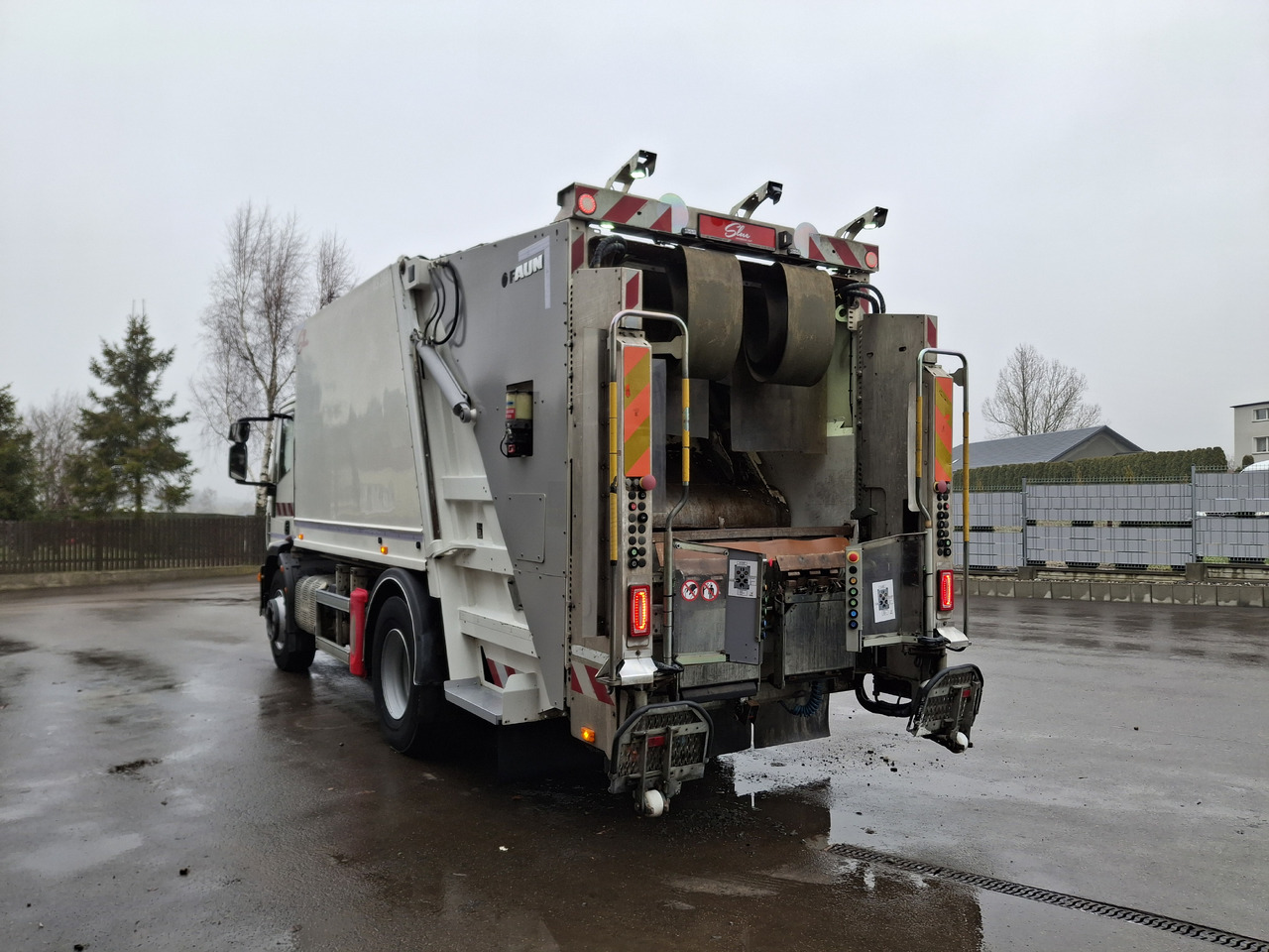 IVECO Eurocargo 190EL28 EURO 6 Garbage Truck Mullwage FAUN 2014r - Garbage truck: picture 3 IVECO Eurocargo 190EL28 EURO 6 Garbage Truck Mullwage FAUN 2014r - Garbage truck: picture 3