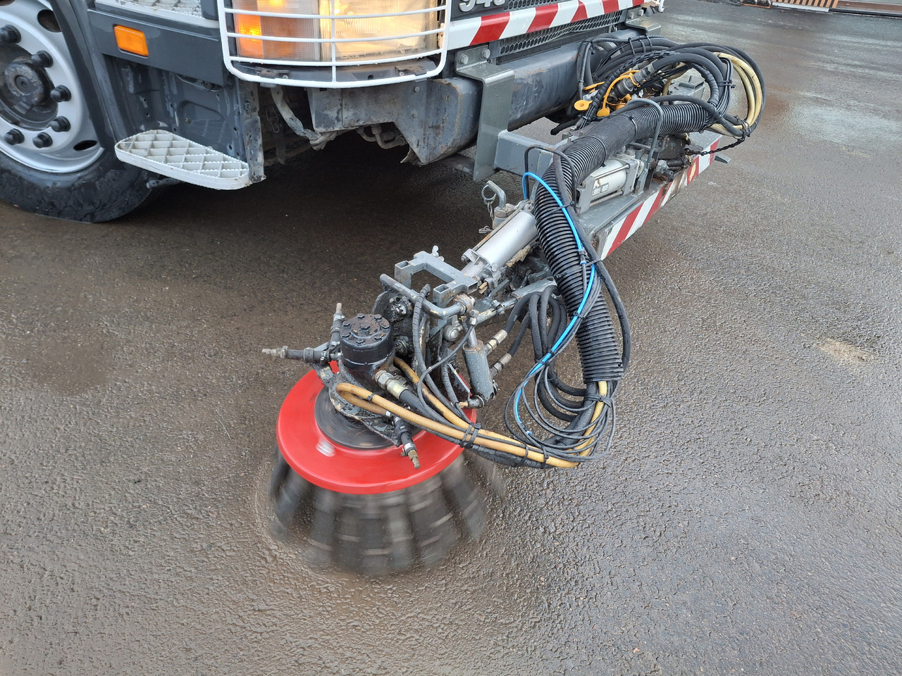 Road sweeper SCANIA 94G Zamiatarka Kehrmaschine BUCHER L/R Frontbürste 2 Motoren Odchwaszczarka Przednia Szczotka: picture 15 Road sweeper SCANIA 94G Zamiatarka Kehrmaschine BUCHER L/R Frontbürste 2 Motoren Odchwaszczarka Przednia Szczotka: picture 15