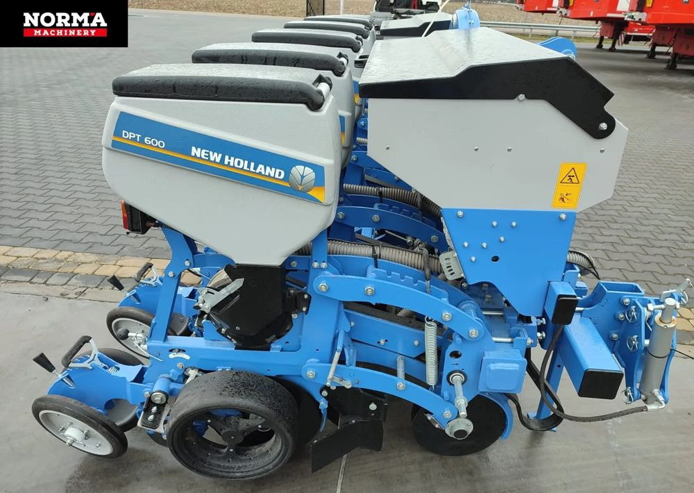 New Holland Siewnik 6-rzędowy od ręki ! - Precision sowing machine: picture 5 New Holland Siewnik 6-rzędowy od ręki ! - Precision sowing machine: picture 5