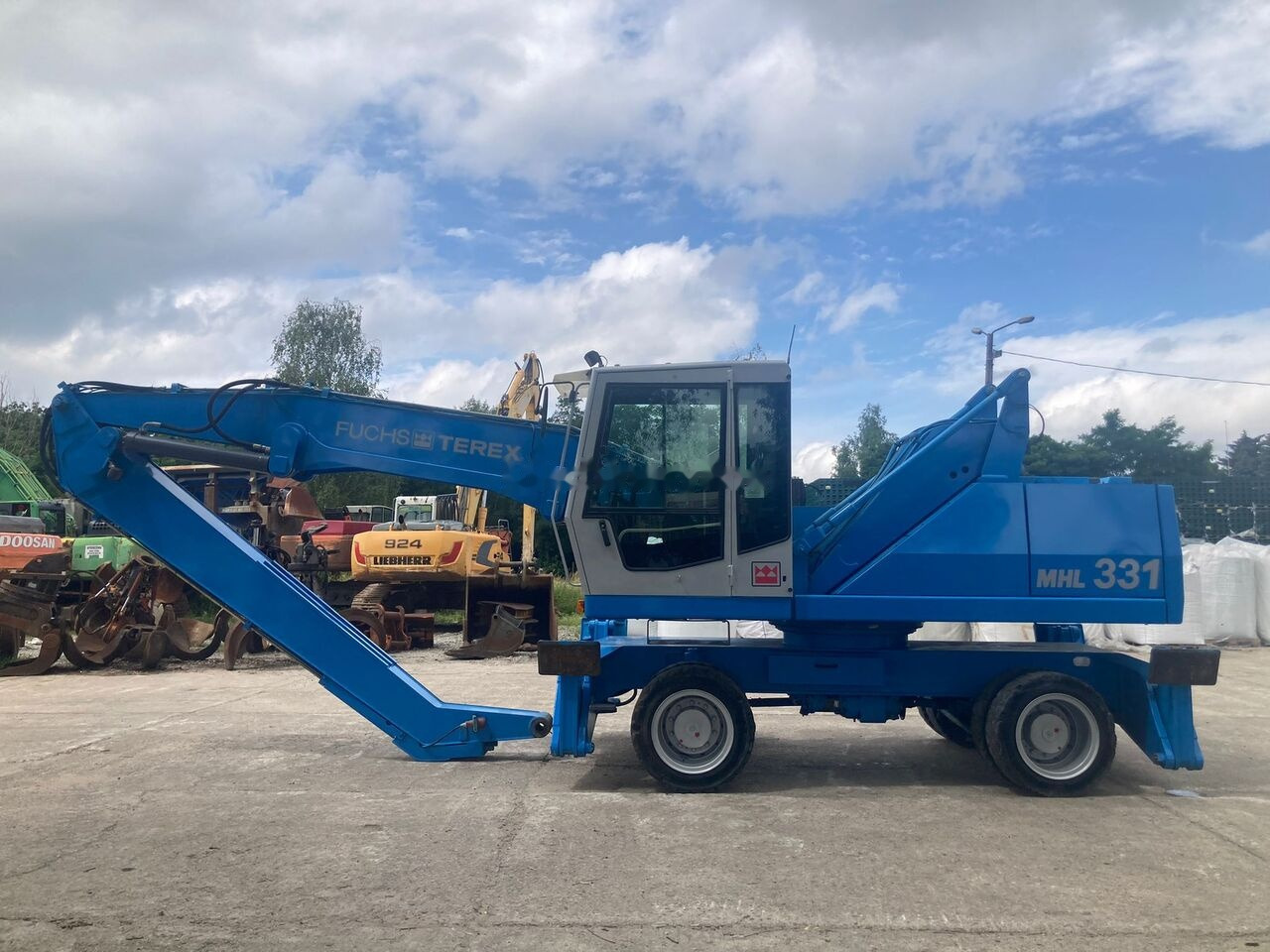 Fuchs MHL 331 C with Generator - Waste/ Industry handler: picture 1 Fuchs MHL 331 C with Generator - Waste/ Industry handler: picture 1