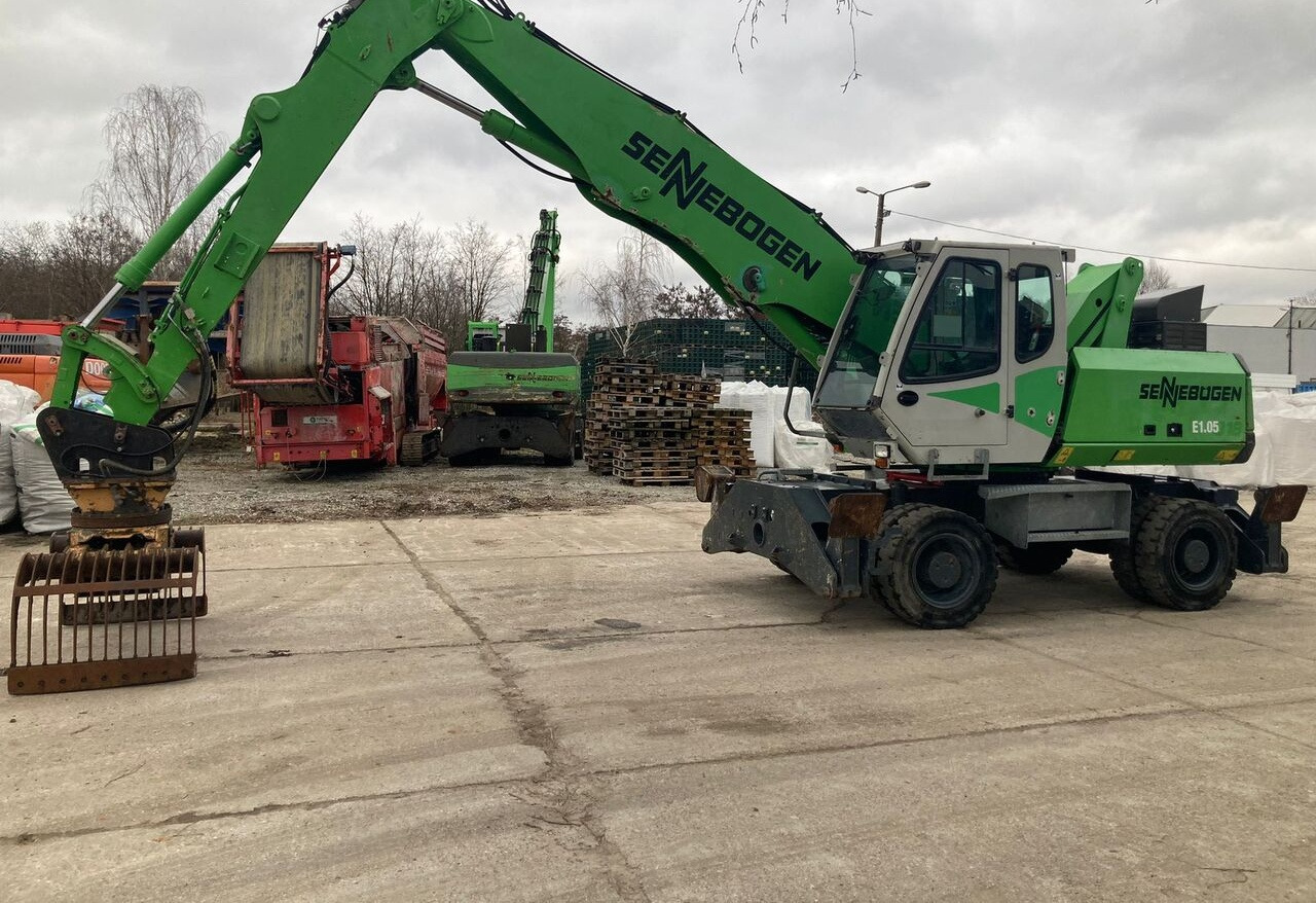 Sennebogen 818 M - Waste/ Industry handler: picture 2 Sennebogen 818 M - Waste/ Industry handler: picture 2