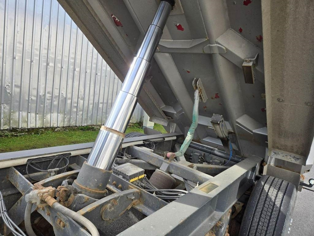 Maur TIPPER TRAILER 3 AXEL - Tipper trailer: picture 3 Maur TIPPER TRAILER 3 AXEL - Tipper trailer: picture 3