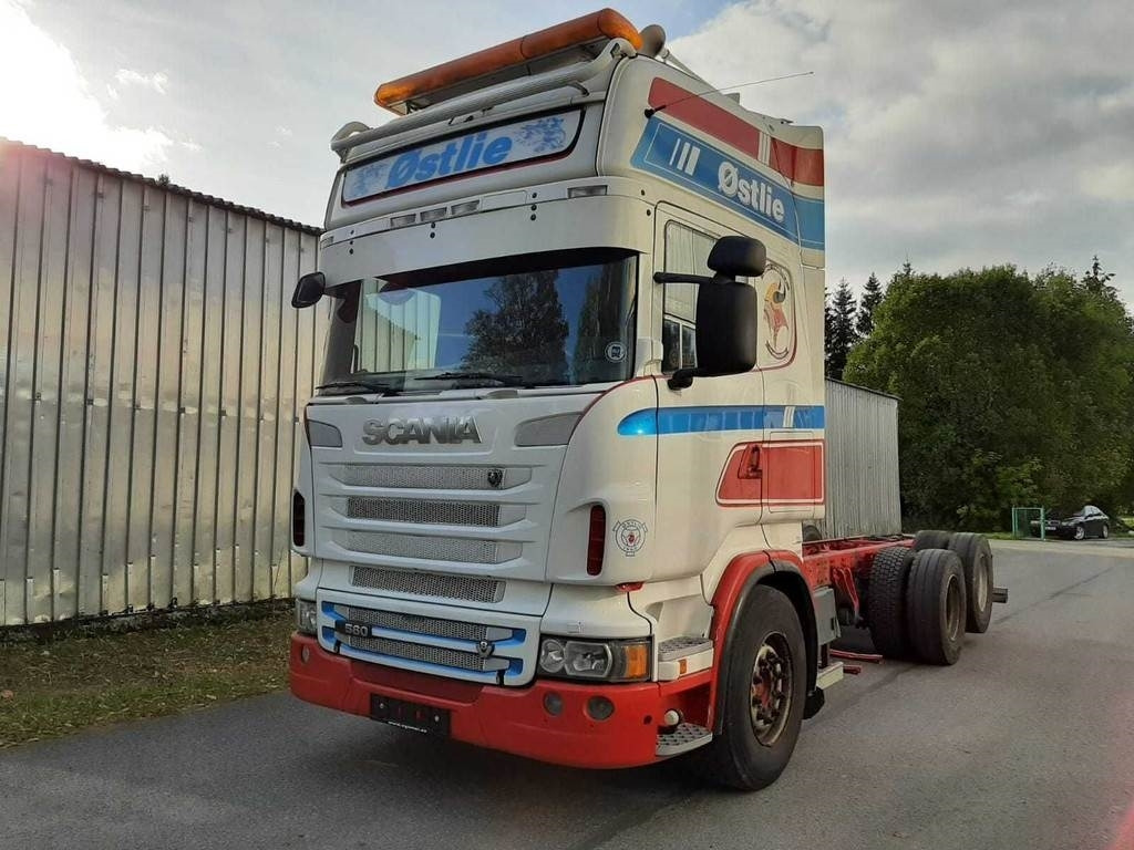 Scania R560 6X2 CHASSY 412kW  - Cab chassis truck: picture 1 Scania R560 6X2 CHASSY 412kW  - Cab chassis truck: picture 1
