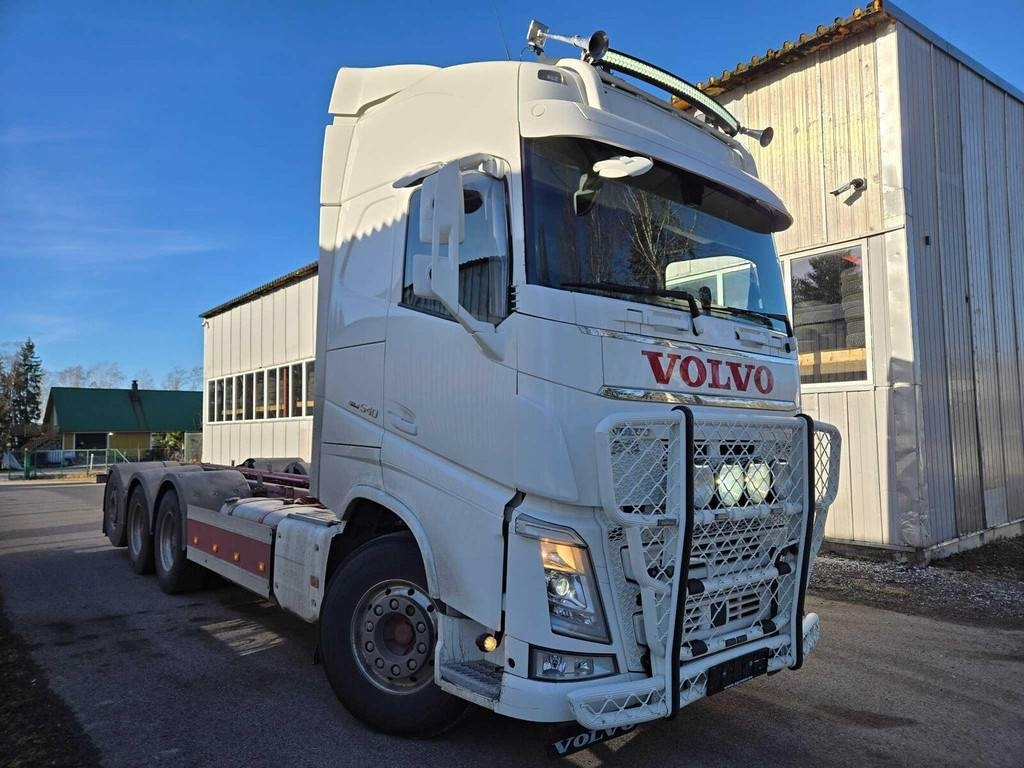 Volvo FH540 8X4 CHASSY - Cab chassis truck: picture 5 Volvo FH540 8X4 CHASSY - Cab chassis truck: picture 5