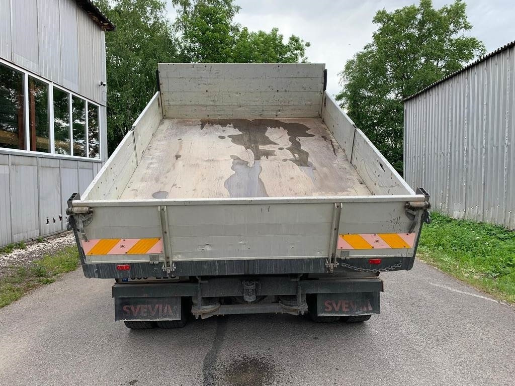 Volvo FL615 + HIAB 027-2 - Tipper: picture 3 Volvo FL615 + HIAB 027-2 - Tipper: picture 3