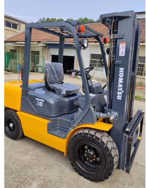 2020 Komatsu FD30 - Forklift: picture 2 2020 Komatsu FD30 - Forklift: picture 2