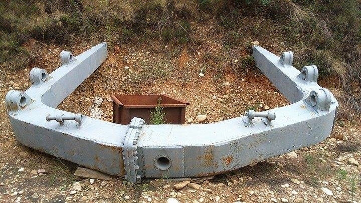 CAT D9G/D9H - Blade for Construction machinery: picture 1 CAT D9G/D9H - Blade for Construction machinery: picture 1